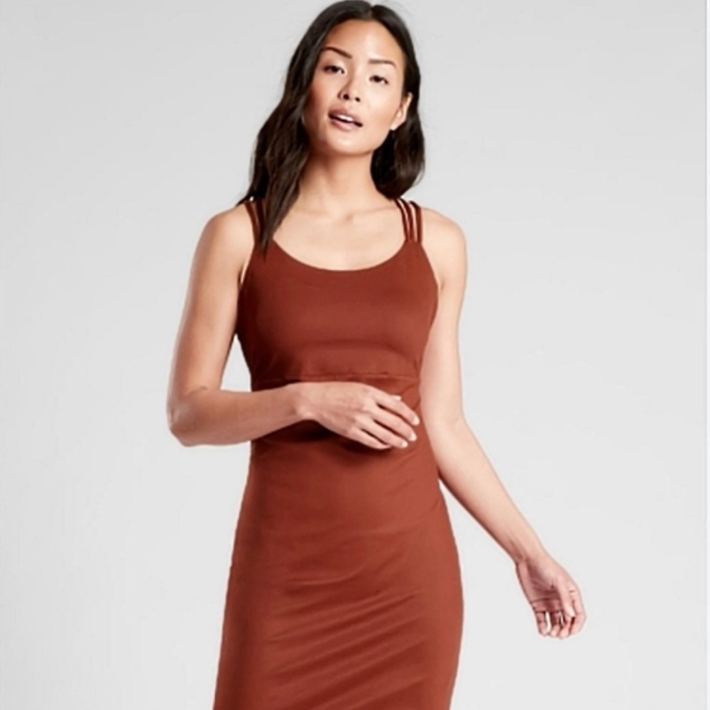 Athleta Hyper Focused Strappy Dress
